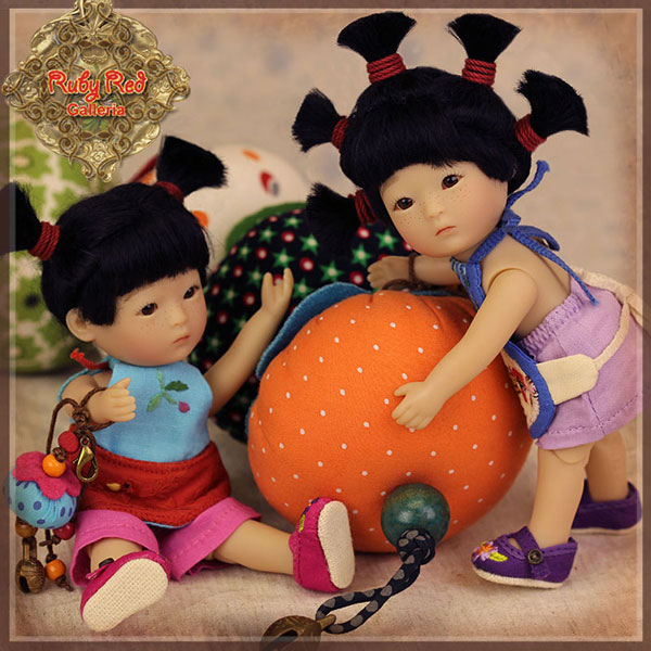 Ten Ping & Family Dolls
