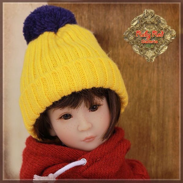 ruby red galleria 12" beanie wz0002A