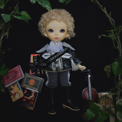 doll in style tiny