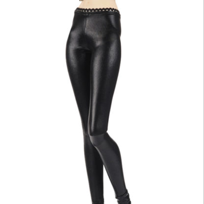 dollmore model kalena pants