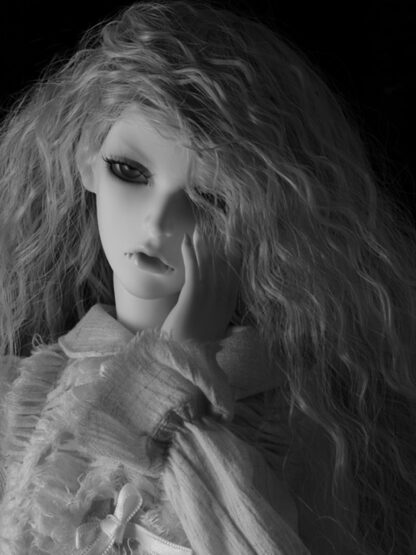 dollmore dollpire eve kalmia lars