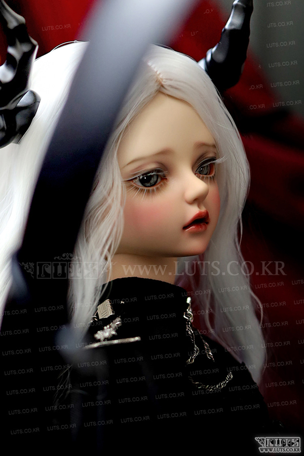 Kid45 Taro Romance Girl ver. Devilish, Full Set with Wings & Horns Kid45 Taro Romance Girl ver. Devilish, Full Set with Wings & Horns
