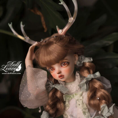 doll leaves msd leilia deer