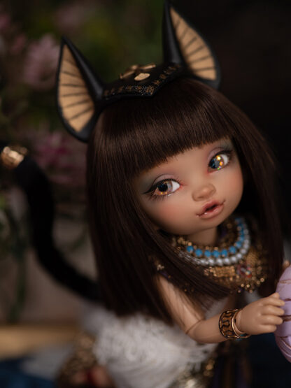 Pukifee Kaka, Tan Skin, Blank - Image 2