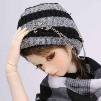 dollmore gray stripe beanie