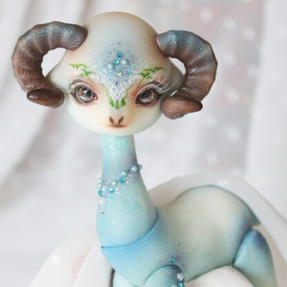 doll leaves snowy