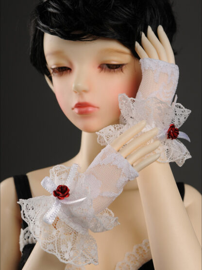 dollmore sd model white lace cuff