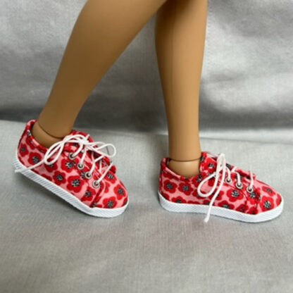 designs by dde sneaks red flowers