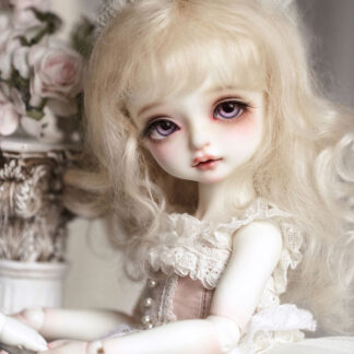 30cm Lorina Girl