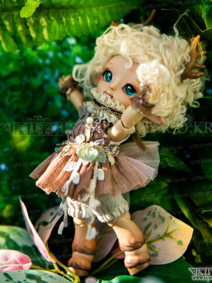 luts tiny delf satyress