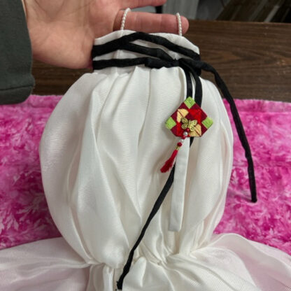 sd poofy dress