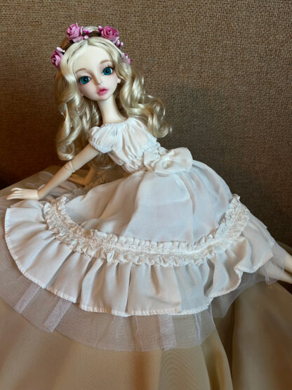 darling darcy doll leaves amara