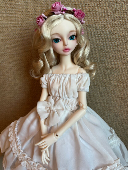 darling darcy doll leaves amara