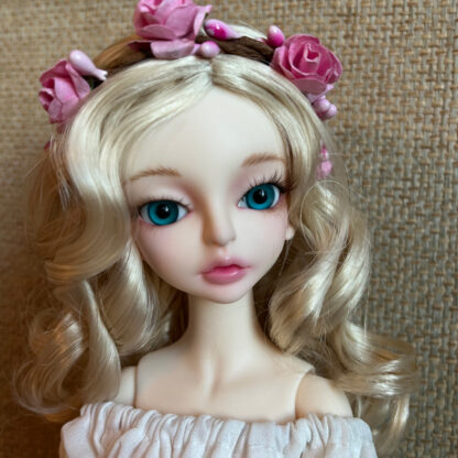 darling darcy doll leaves amara