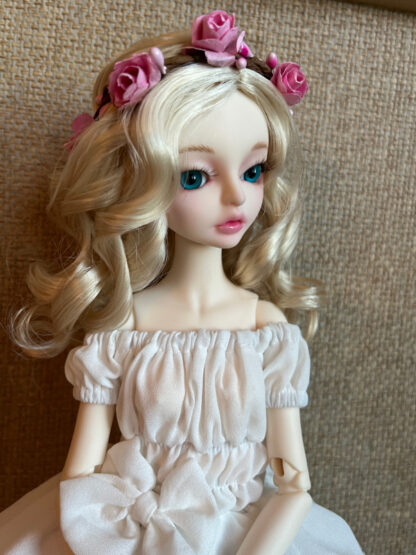 darling darcy doll leaves amara