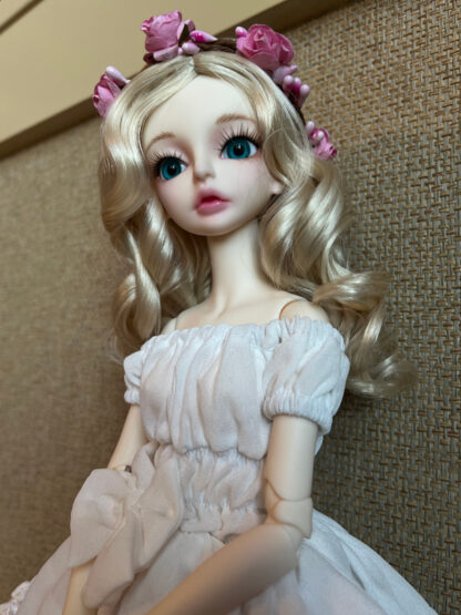 darling darcy doll leaves amara