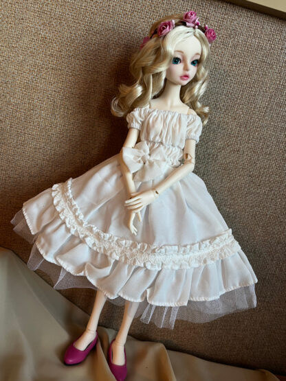 darling darcy doll leaves amara