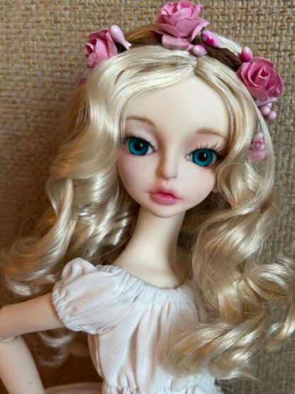 darling darcy doll leaves amara