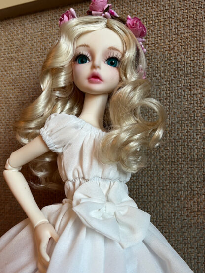 darling darcy doll leaves amara