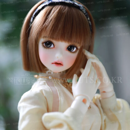 luts model delf larimar