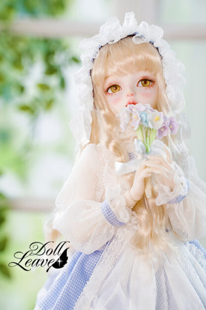 doll leaves luo yi