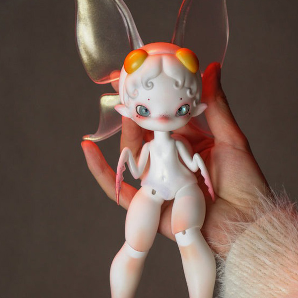 coral reef pet mantis make up C