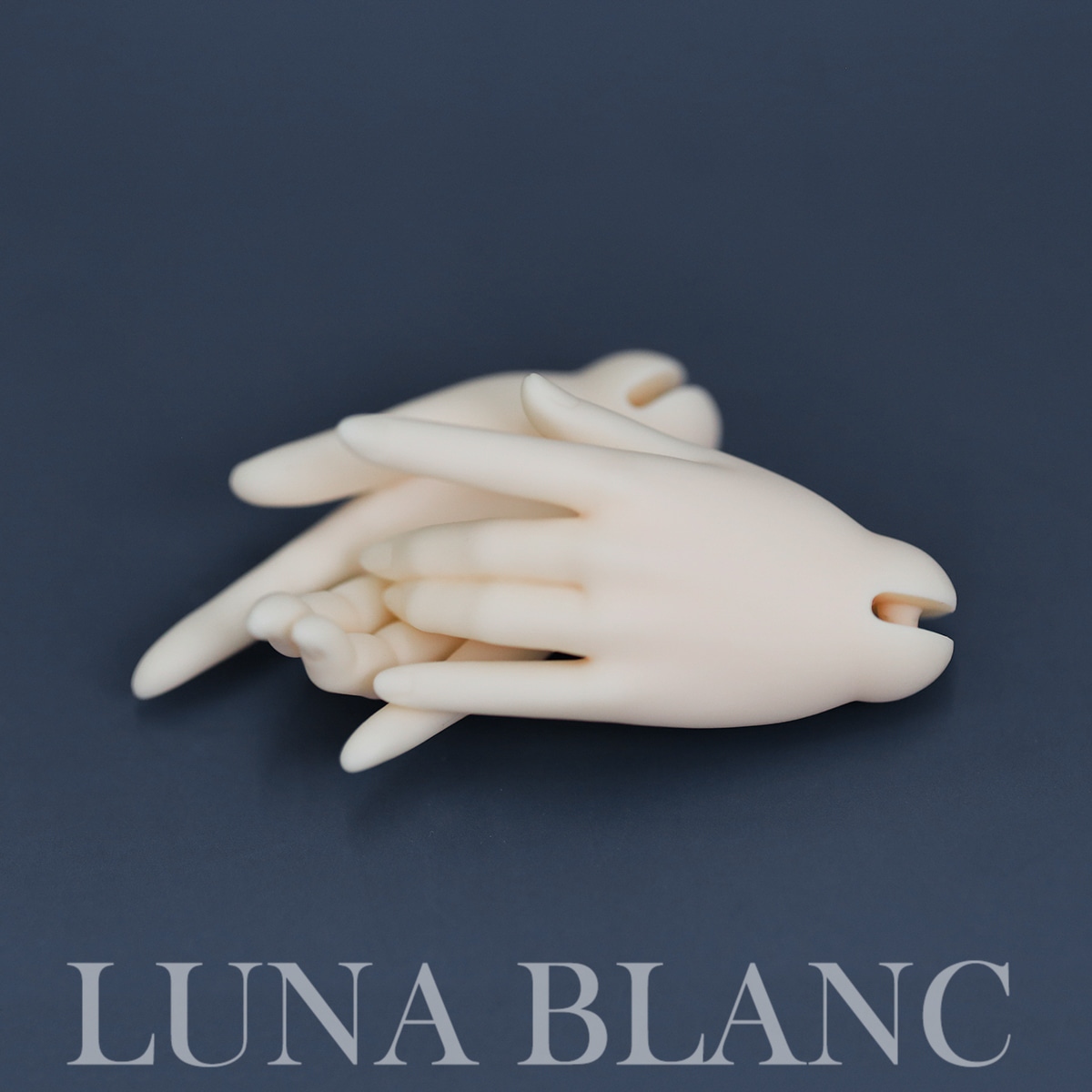 luna blanc nina46 body