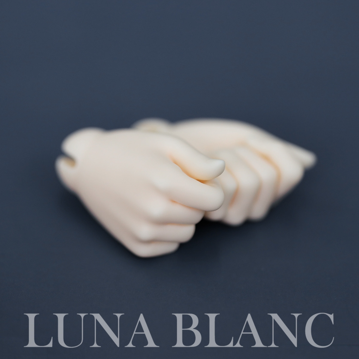 luna blanc nina46 body