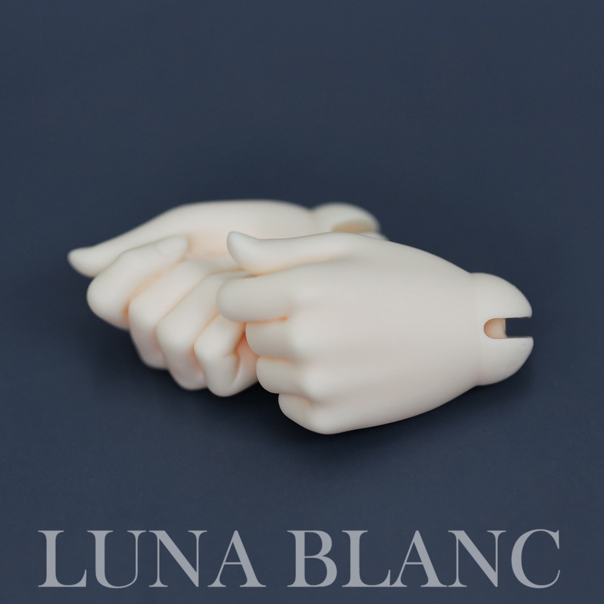 luna blanc nina46 body
