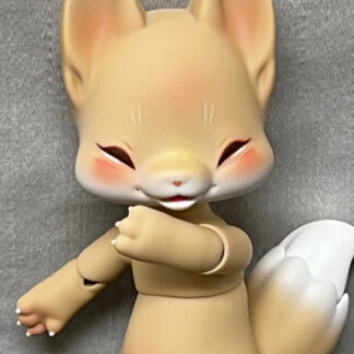 cocoriang niya fox sand beige smiling