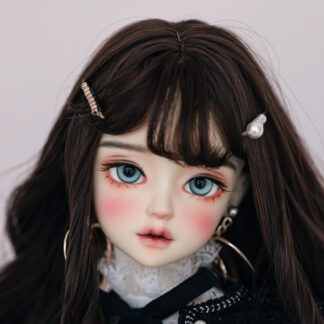 1/3 - Luna Blanc