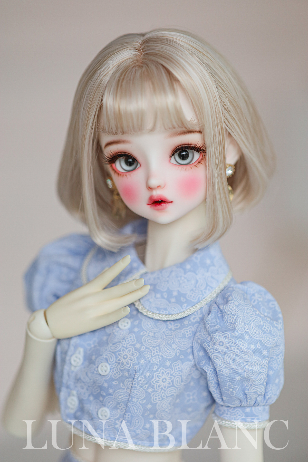 luna blanc 63 yvien