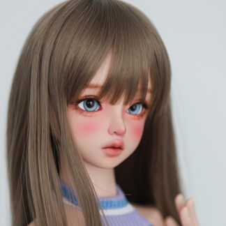 luna blanc daphne