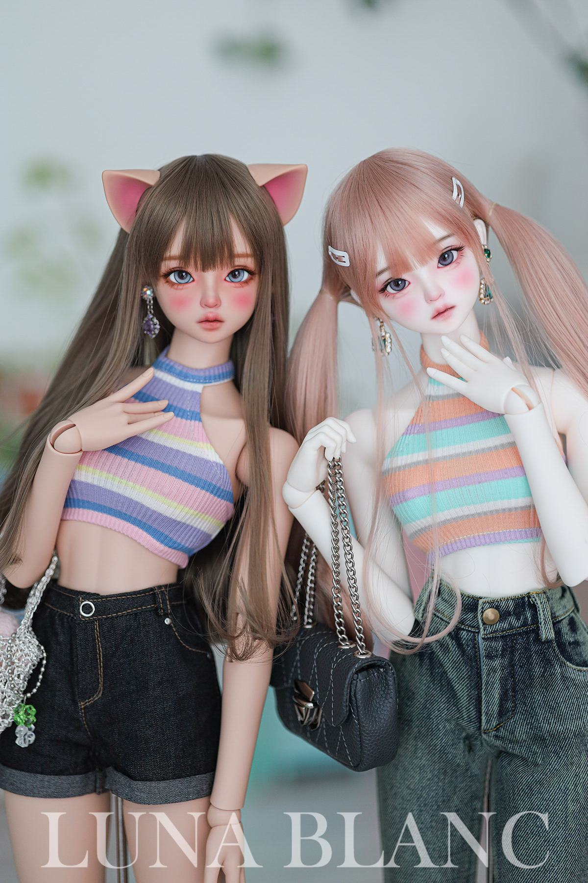 luna blanc daphne