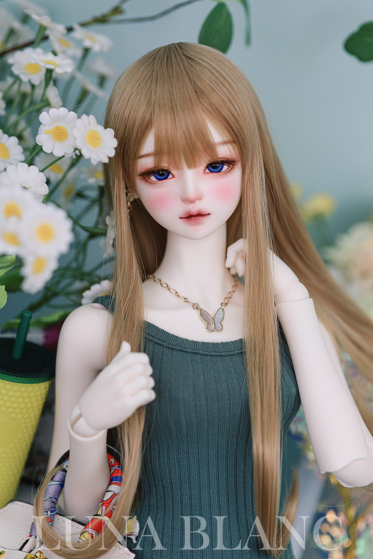 luna blanc hestia
