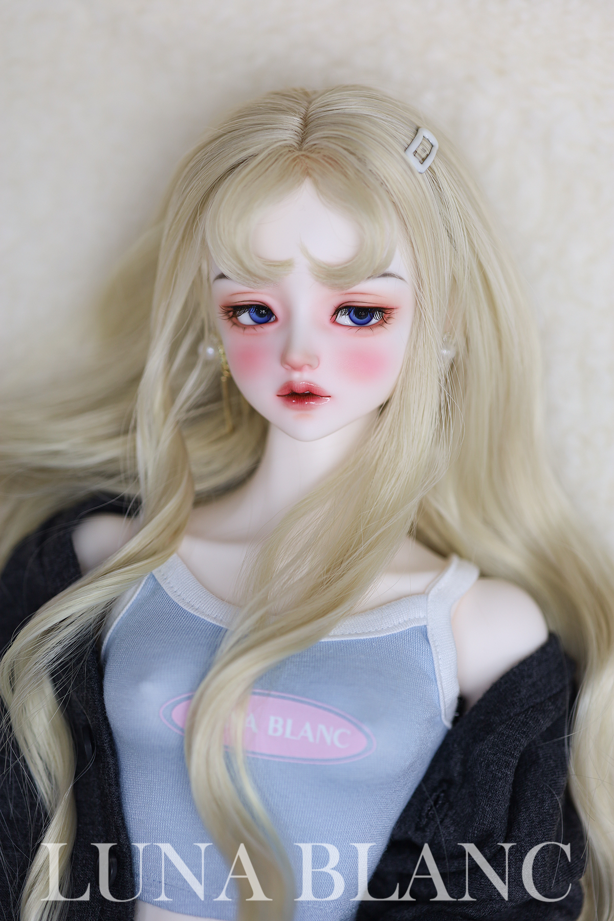 luna blanc 63 kylie