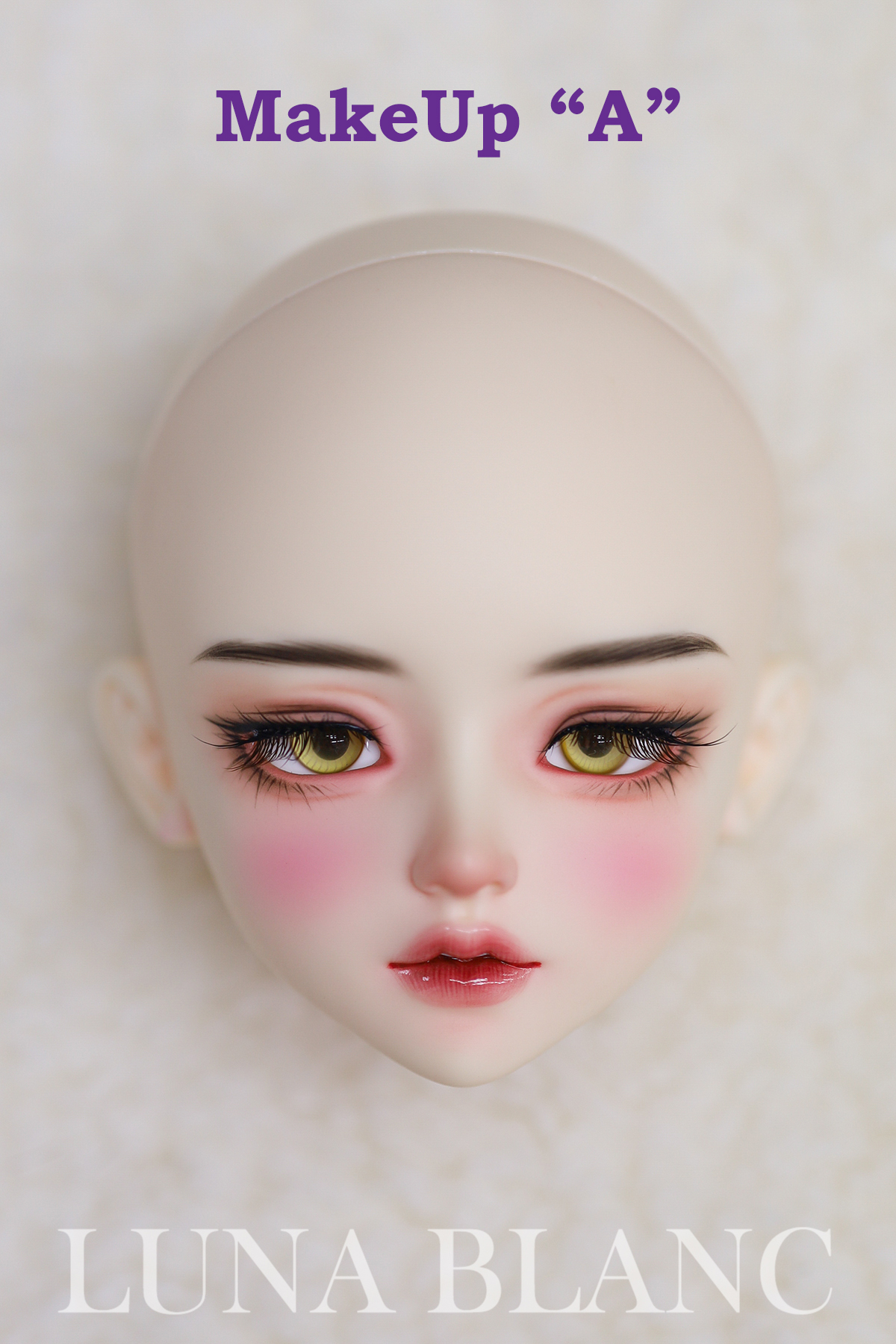 luna blanc 63 kylie