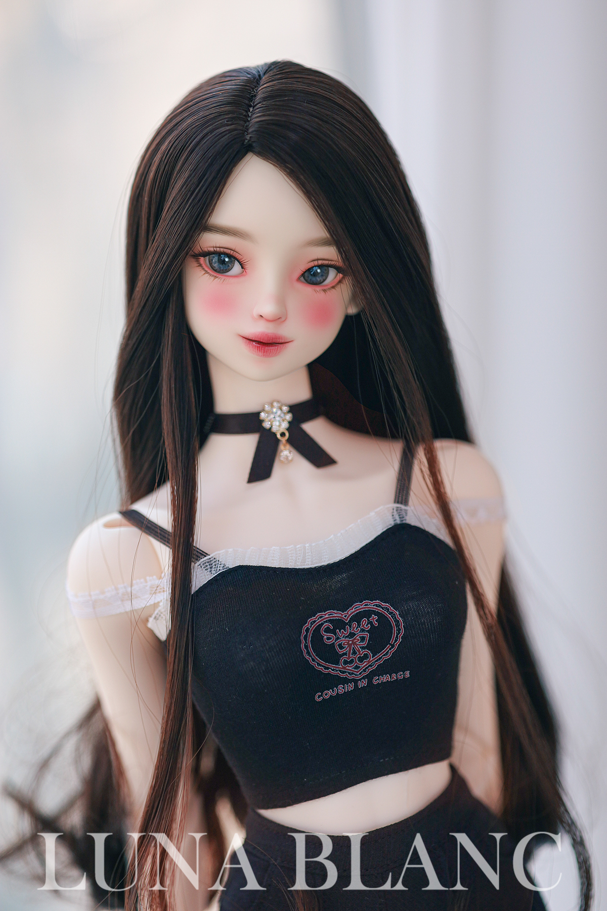 luna blanc vicky