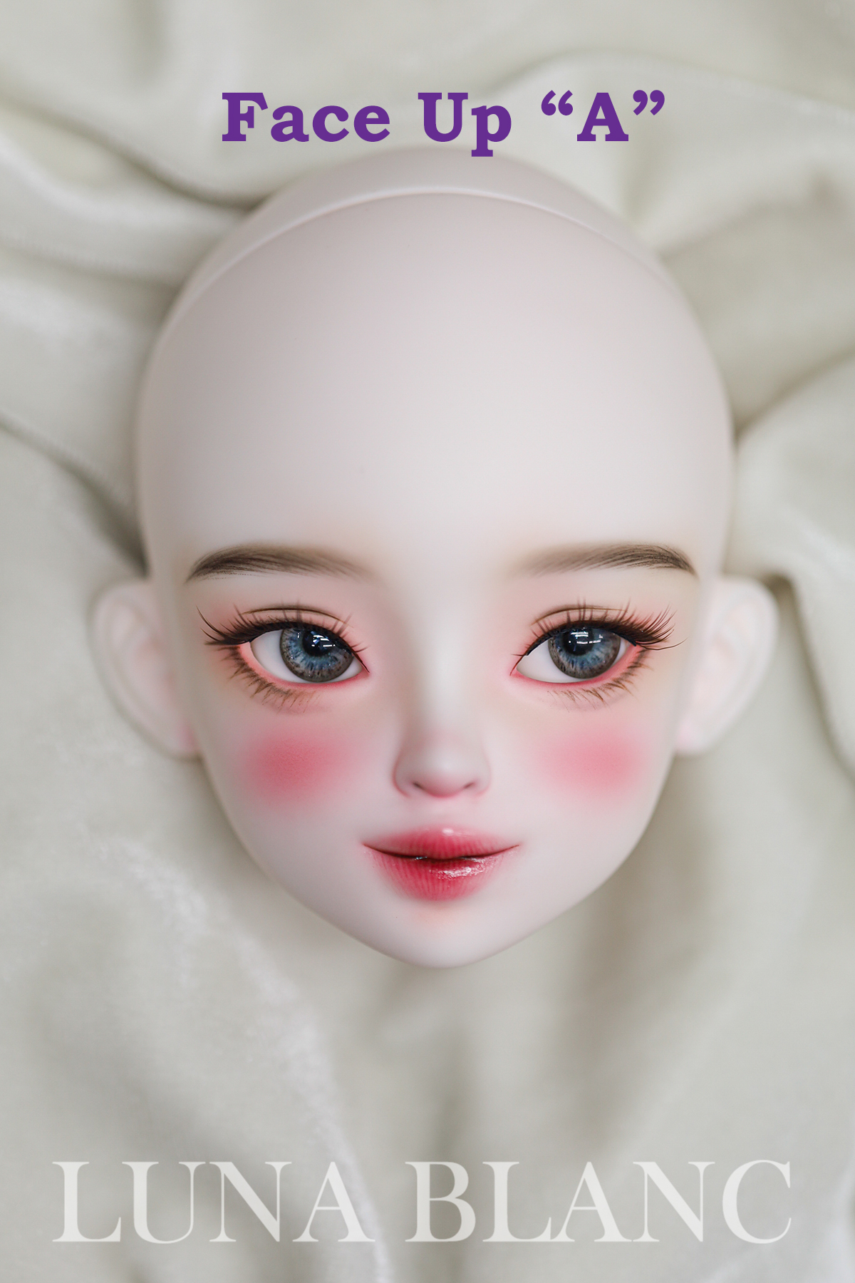 luna blanc vicky