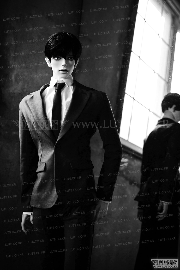 luts royal senior mars