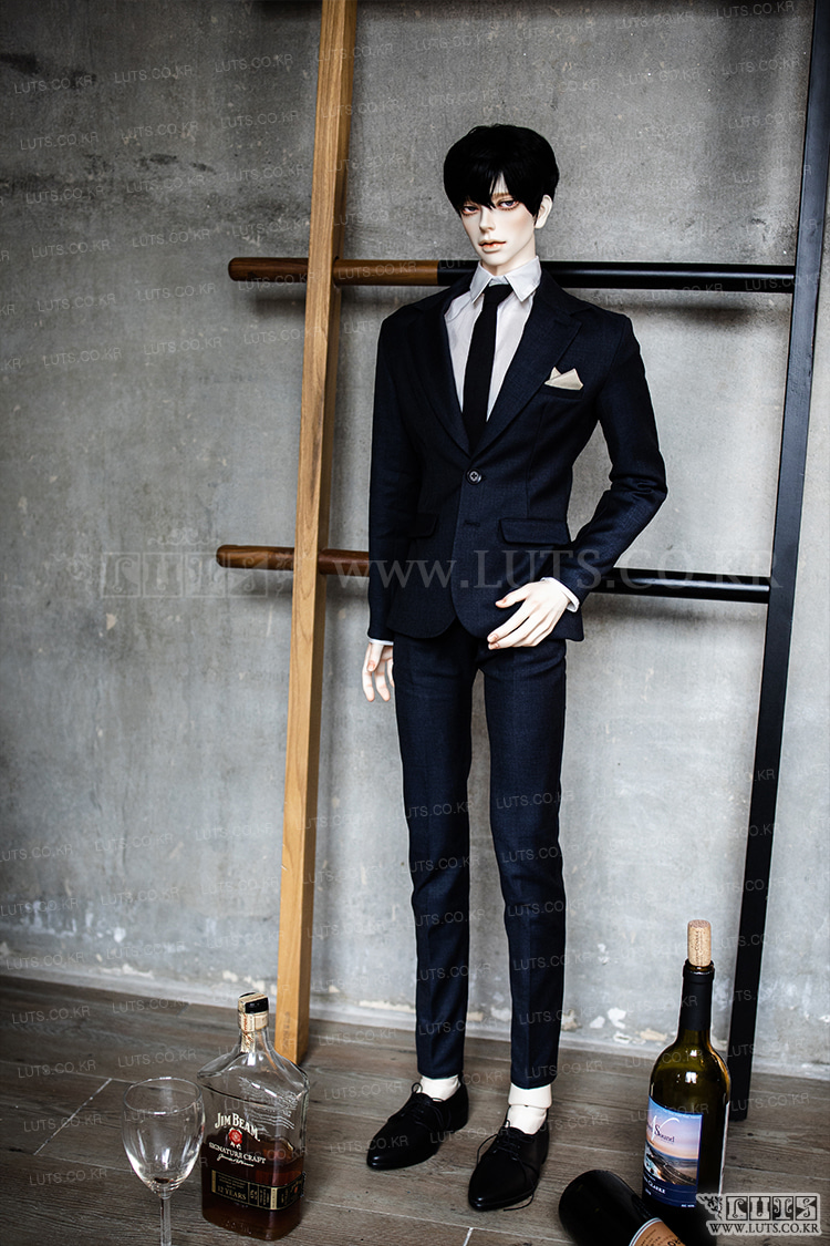 luts royal senior mars