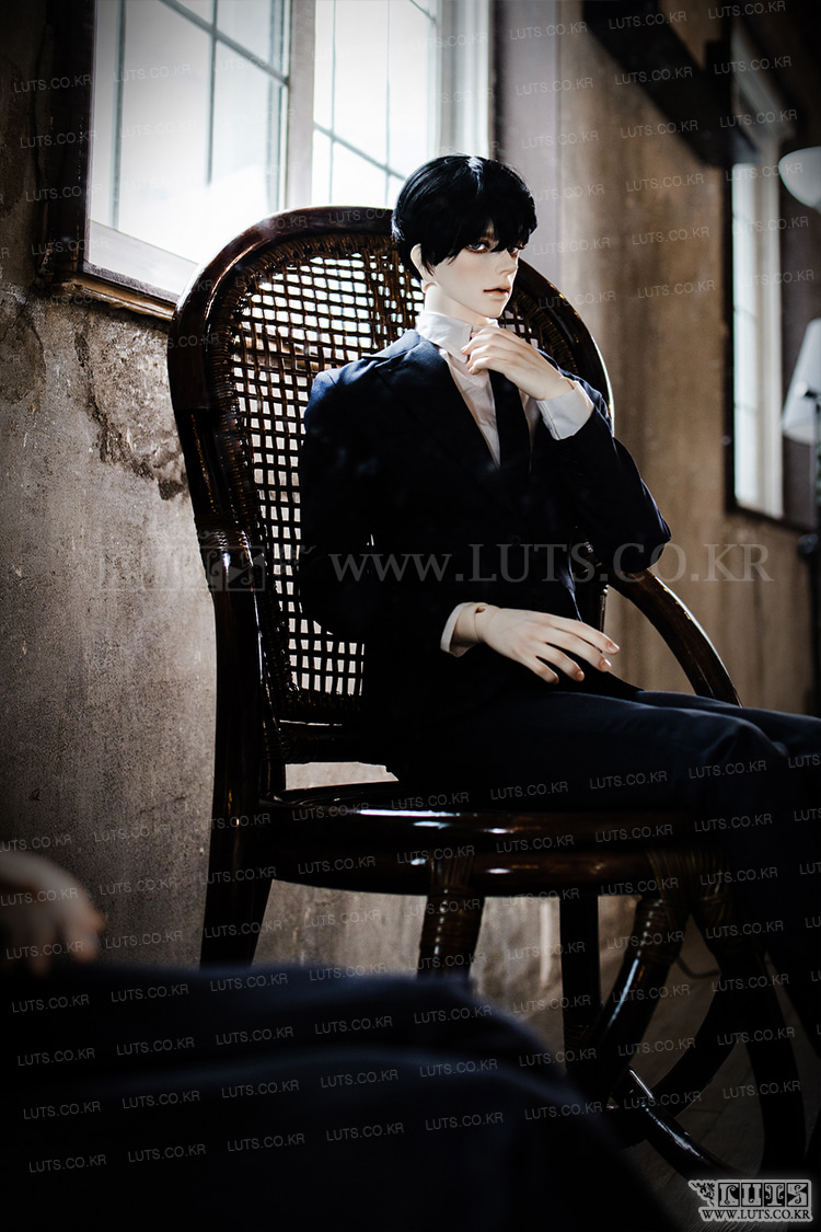 luts royal senior mars