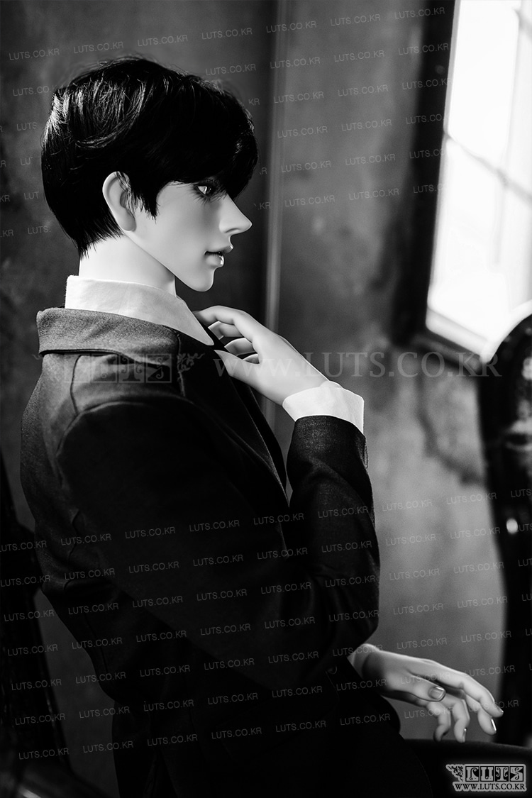 luts royal senior mars