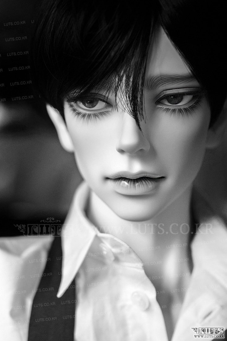 luts royal senior mars