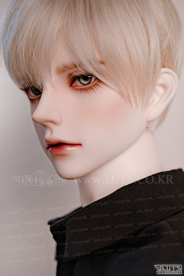 luts royal senior saturn