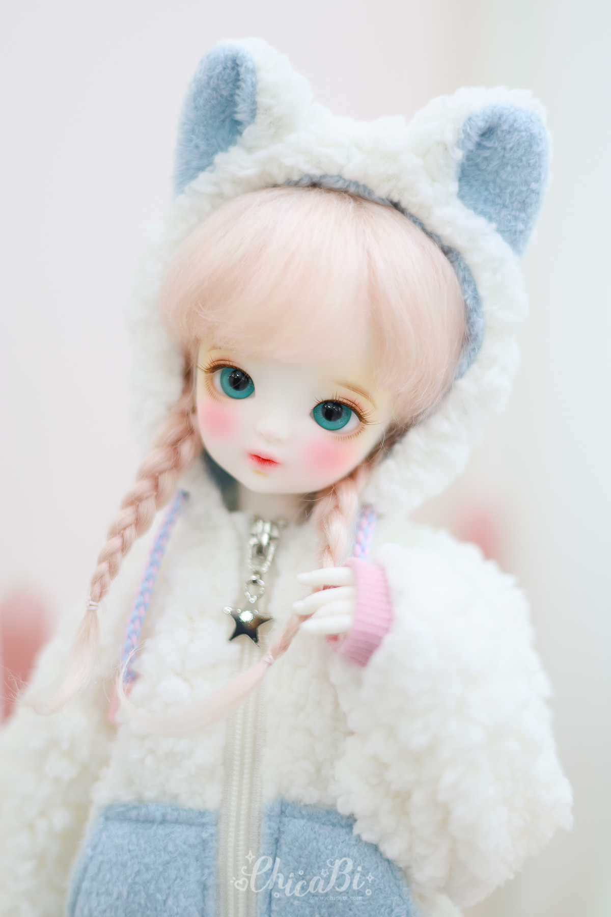 chicabi msd pompom fleece jacket