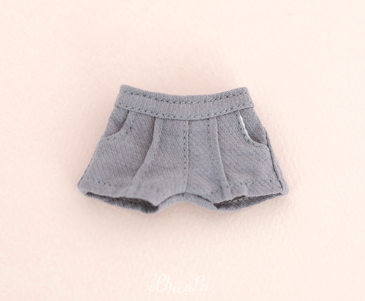 chicabi 16cm pintuck shorts
