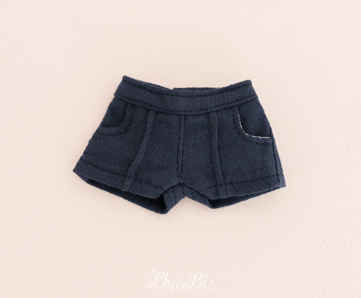 chicabi 16cm pintuck shorts