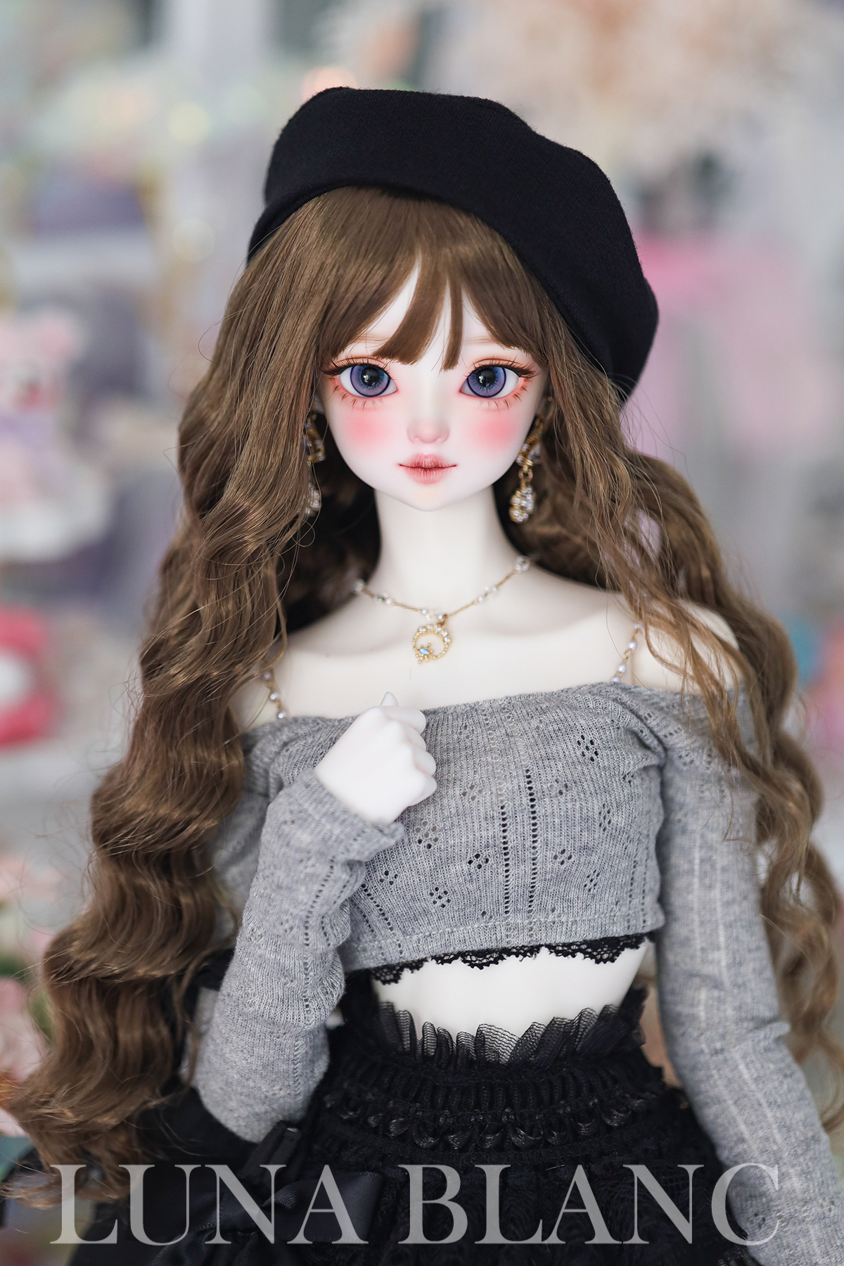 chicabi sd romantic punching crop top