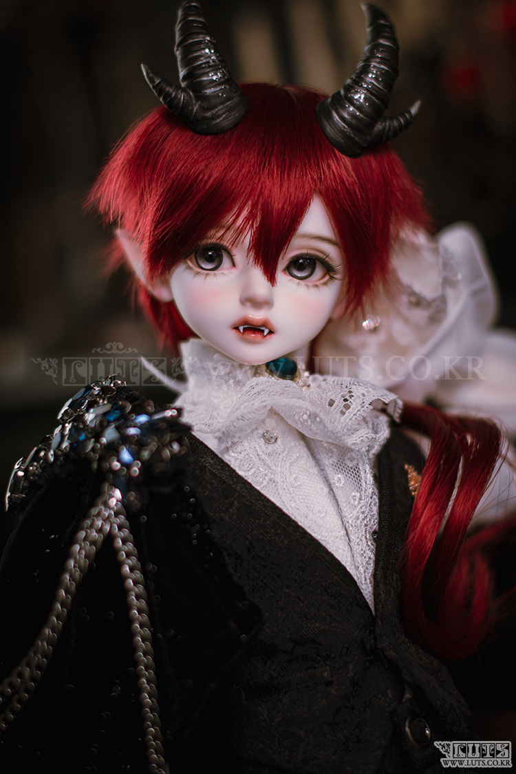 luts kid delf bory vampire nyc doll con exclusive